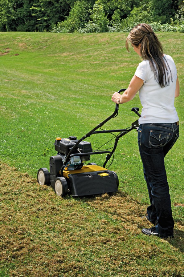 benzínový vertikutátor CubCadet CC V 40 B