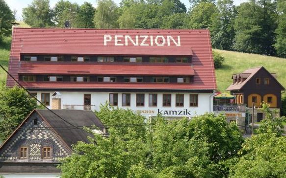 Ubytování v penzionu Kamzík Česká Kamenice - vlastní restaurace, bar, venkovní bazén