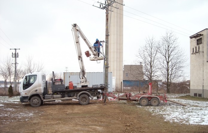 Elektromontáže, venkovní osvětlení, Dobřichovice, Mníšek pod Brdy - opravy, rekonstrukce