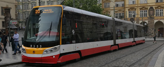 Přechodové skládací měchy pro tramvaje