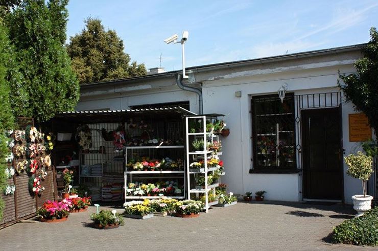 Pohřební ústav Litoměřice - zařízení pohřbu, vazba květin, mezinárodní převozy, potisk stuh