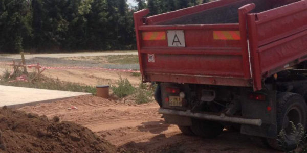 Firma ZEMNÍ PRÁCE Miroslav Slabihoudek, odvoz odpadu a suti