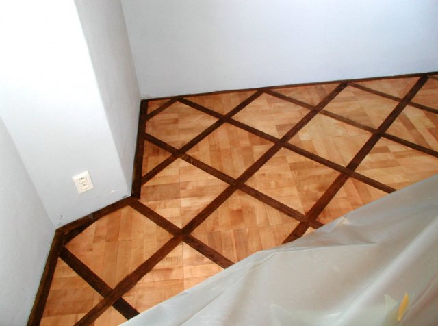 Renovace, broušení parket Praha