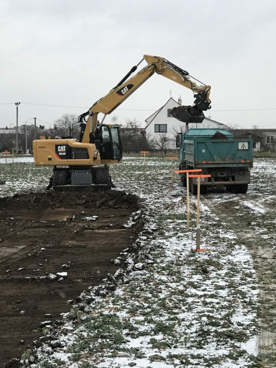 Dovoz stavebního materiálu, odvoz suti, přeprava strojů a mechanizace Brno autodoprava