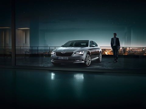 Škoda Superb 2016 - auto roku 2016