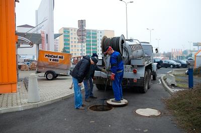 Společnost Leoš Novák, okres Teplice, tlakové, mechanické a chemické čištění kanalizací