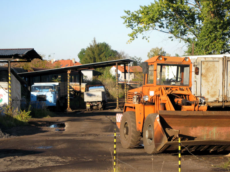 Uhelné sklady a kovošrot