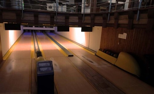 Bowlingové dráhy s automatickými stavěči