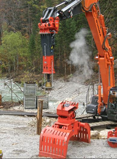 Výroba a prodej příslušenství pro hydraulické bagry